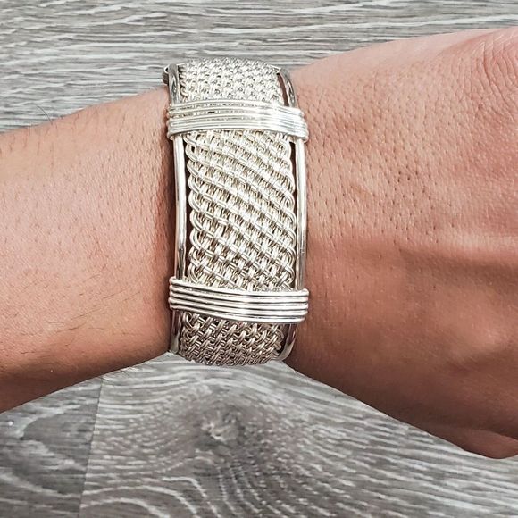 Thick Silver bracelet - Picture 8 of 11